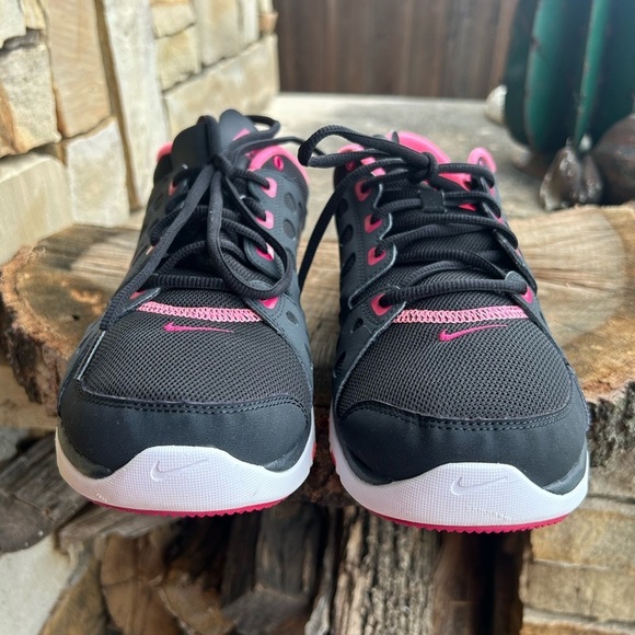 Nike Training Black & Pink Athletic lace up sneaker shoes Sz-11. G - Picture 4 of 8